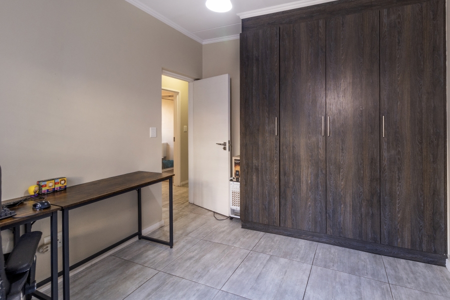 3 Bedroom Property for Sale in Greenstone Crest Gauteng