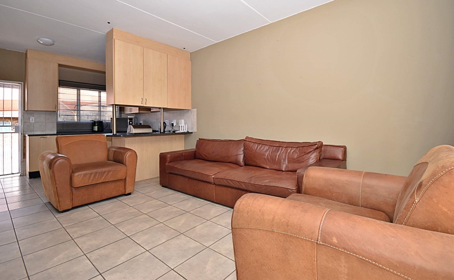 2 Bedroom Property for Sale in Olivedale Gauteng