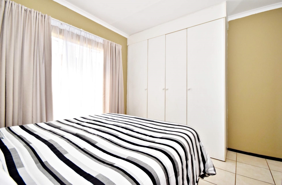 2 Bedroom Property for Sale in Olivedale Gauteng