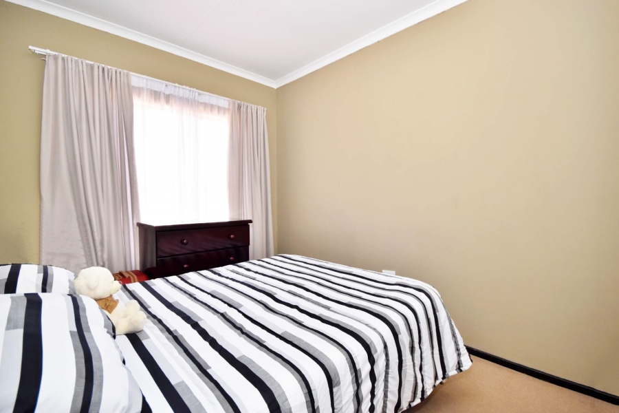 2 Bedroom Property for Sale in Olivedale Gauteng