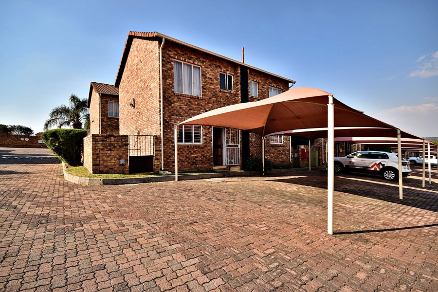 2 Bedroom Property for Sale in Olivedale Gauteng
