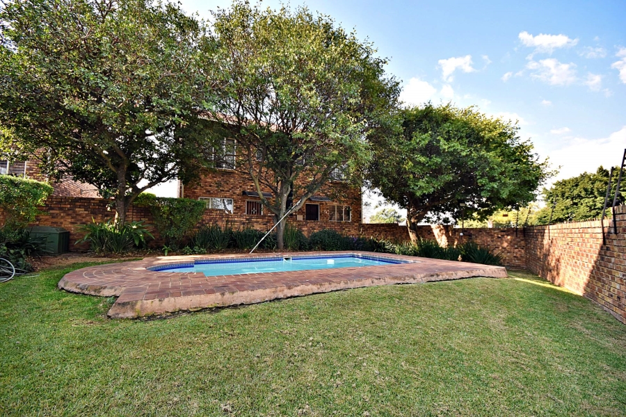 2 Bedroom Property for Sale in Olivedale Gauteng