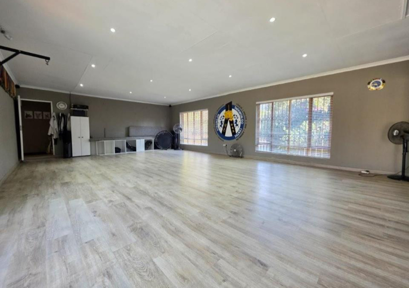 4 Bedroom Property for Sale in Randhart Gauteng