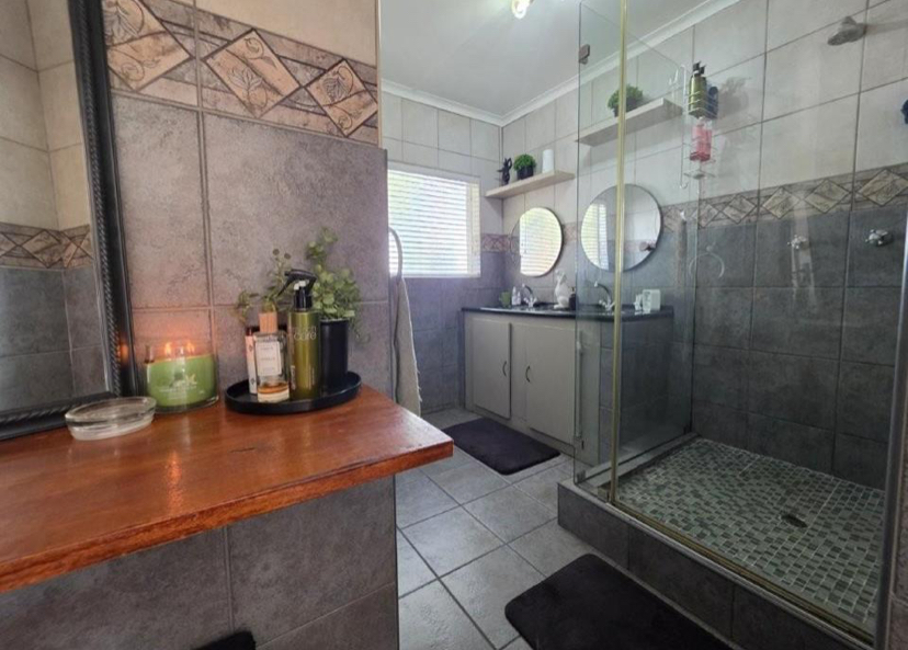 4 Bedroom Property for Sale in Randhart Gauteng