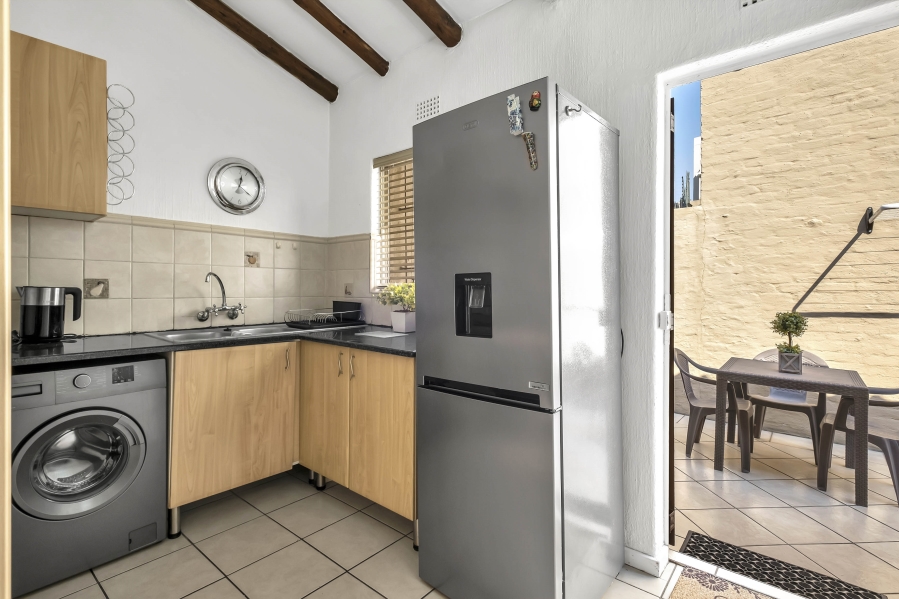 2 Bedroom Property for Sale in Sandown Gauteng