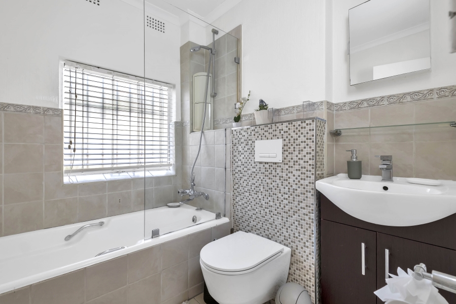 2 Bedroom Property for Sale in Sandown Gauteng