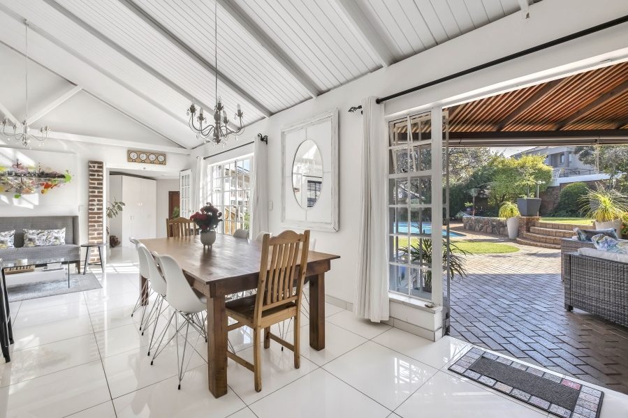 4 Bedroom Property for Sale in Linden Gauteng