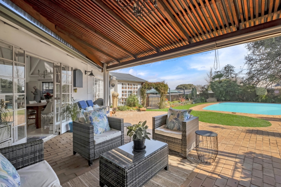 4 Bedroom Property for Sale in Linden Gauteng