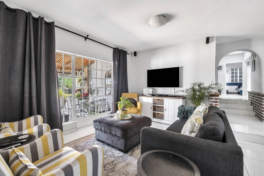 4 Bedroom Property for Sale in Linden Gauteng
