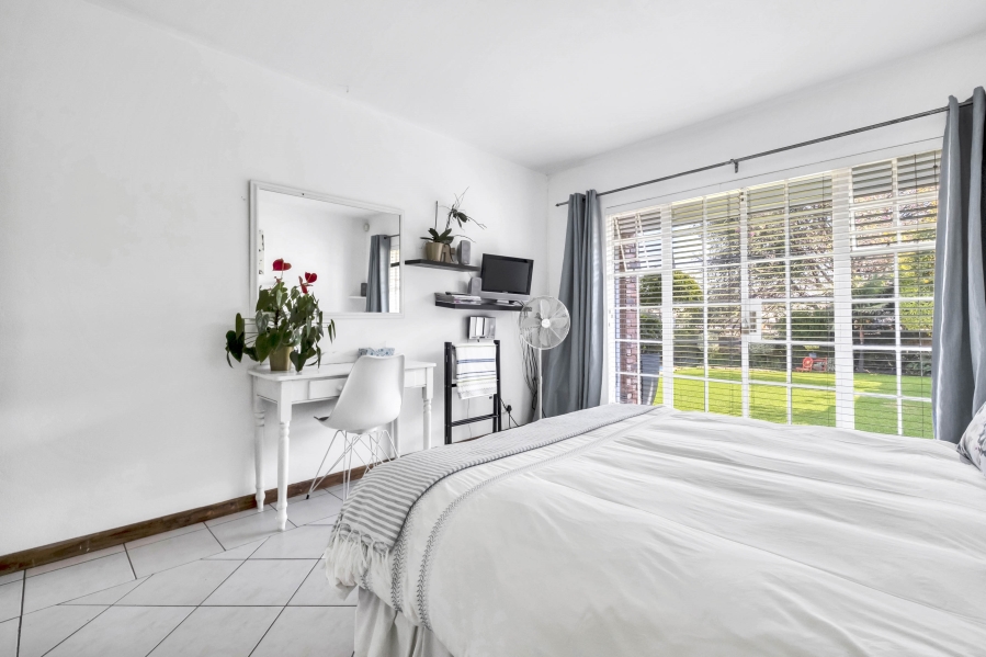 4 Bedroom Property for Sale in Linden Gauteng