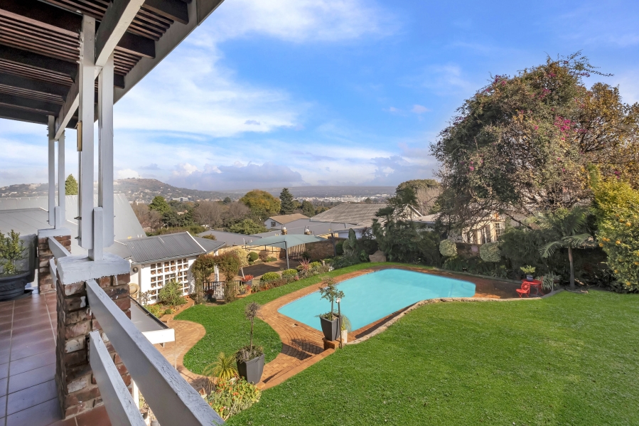 4 Bedroom Property for Sale in Linden Gauteng