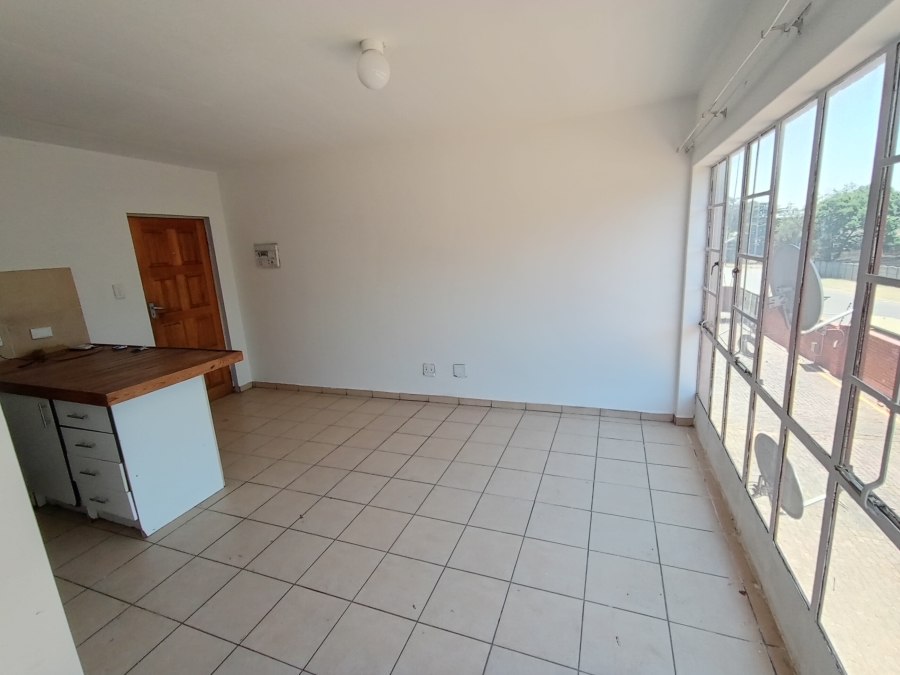 To Let 1 Bedroom Property for Rent in Cresslawn Gauteng