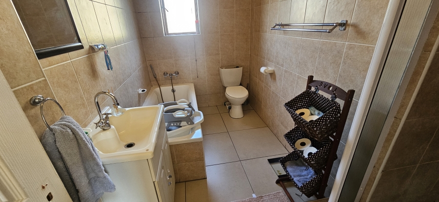 2 Bedroom Property for Sale in Meyersdal Gauteng