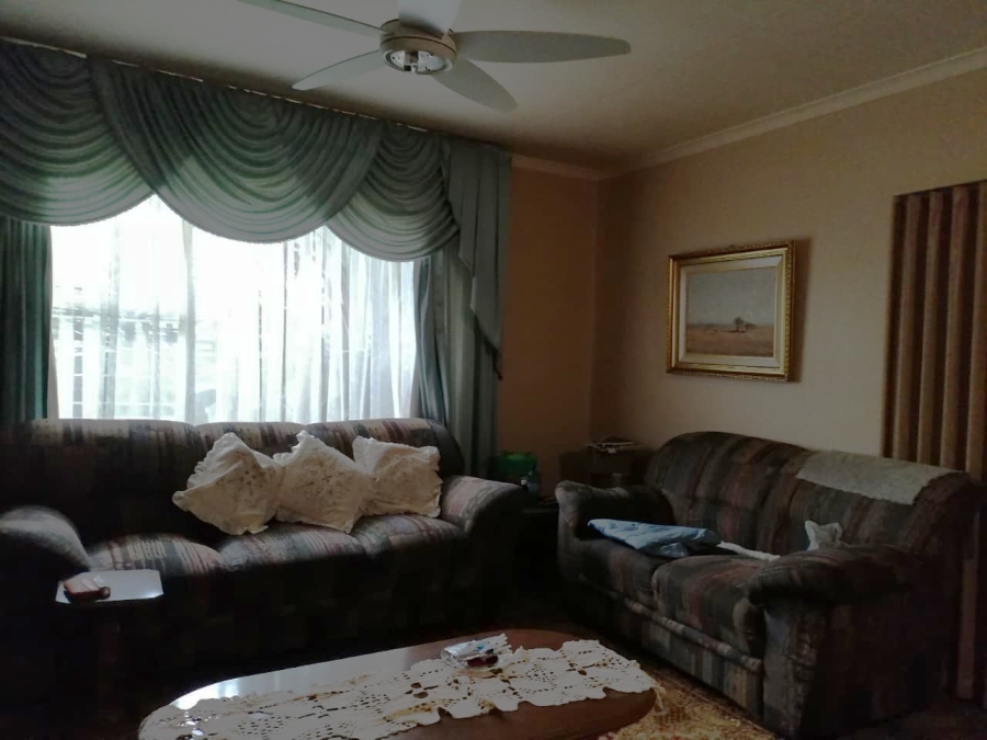 4 Bedroom Property for Sale in Greenhills Gauteng