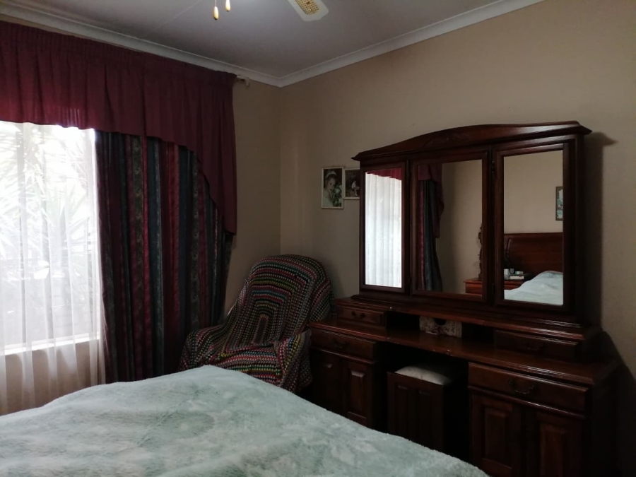 4 Bedroom Property for Sale in Greenhills Gauteng