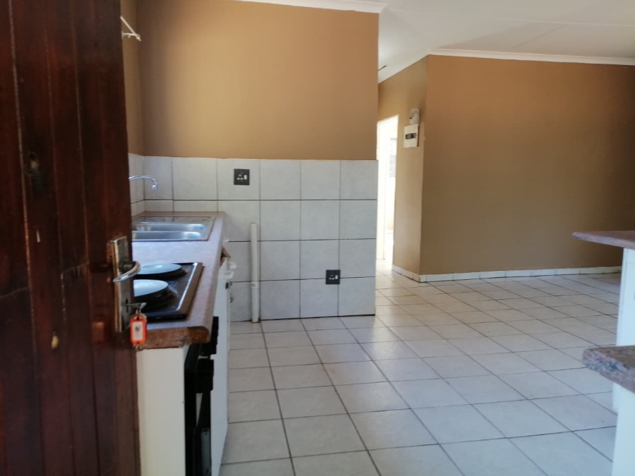 4 Bedroom Property for Sale in Greenhills Gauteng