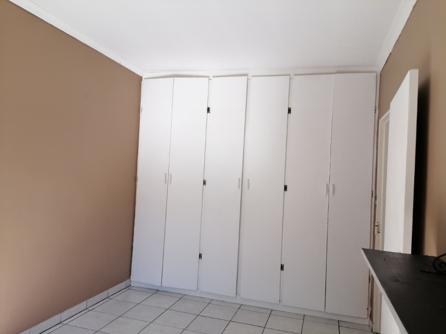 4 Bedroom Property for Sale in Greenhills Gauteng