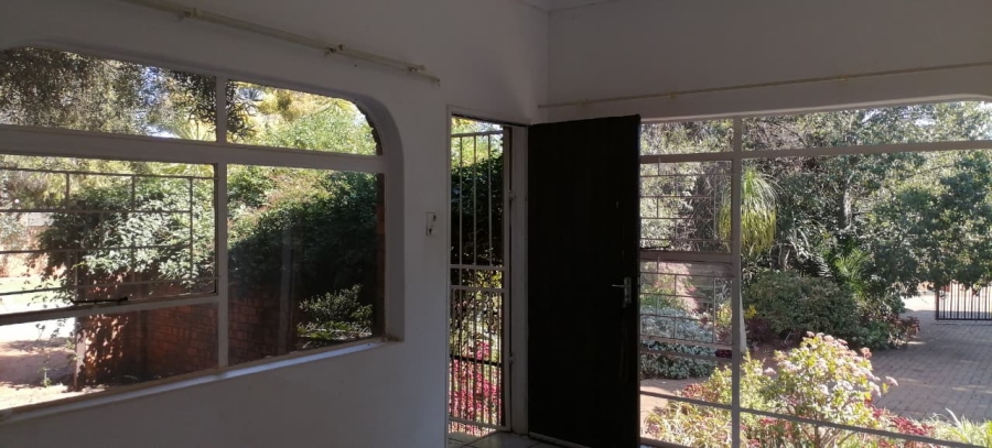 4 Bedroom Property for Sale in Greenhills Gauteng