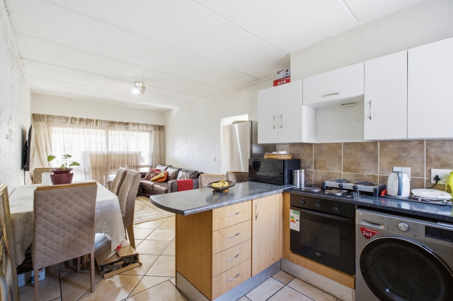 2 Bedroom Property for Sale in Paulshof Gauteng