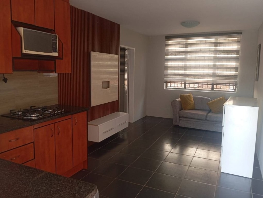 To Let 1 Bedroom Property for Rent in Kensington Gauteng