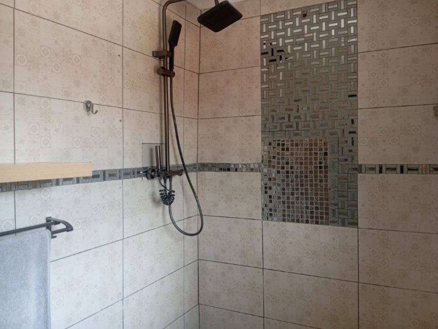 To Let 1 Bedroom Property for Rent in Kensington Gauteng