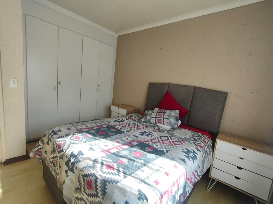 To Let 1 Bedroom Property for Rent in Montgomery Park Gauteng