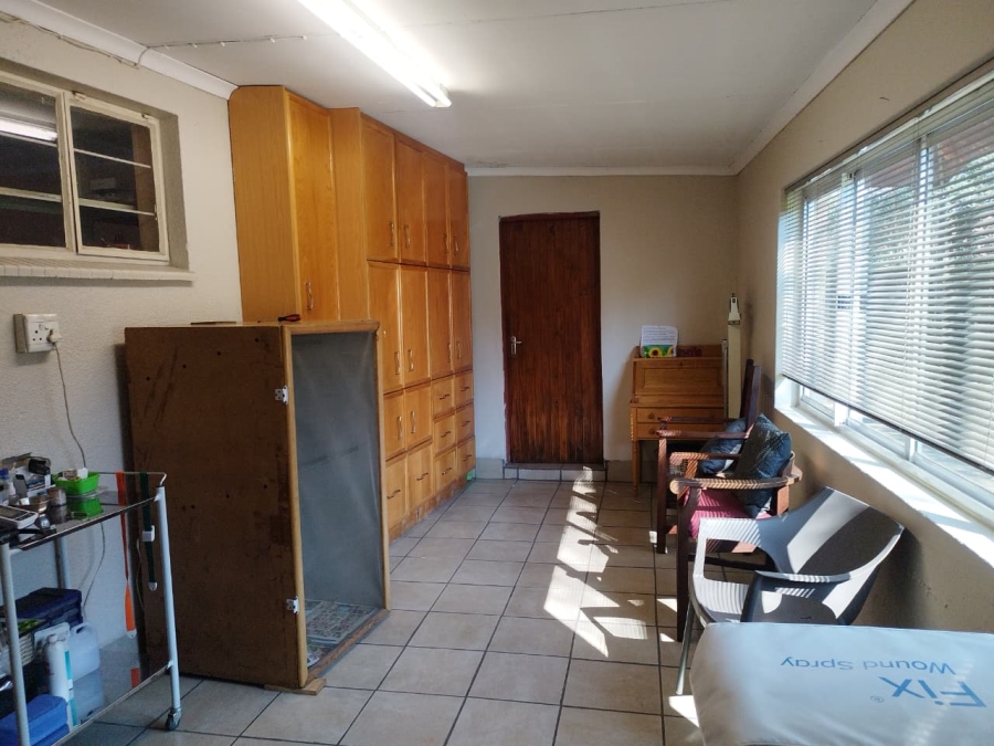 4 Bedroom Property for Sale in Brackendowns Gauteng