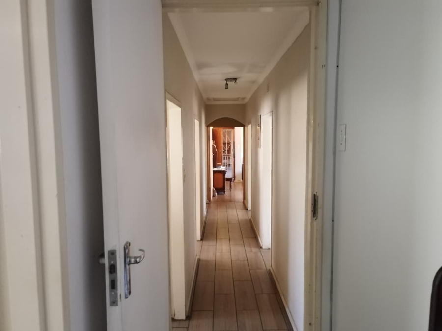 4 Bedroom Property for Sale in Brackendowns Gauteng