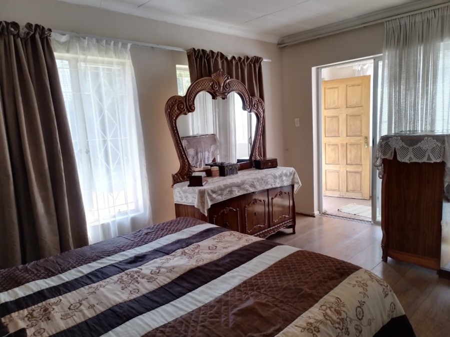 4 Bedroom Property for Sale in Brackendowns Gauteng