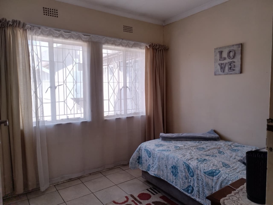 4 Bedroom Property for Sale in Brackendowns Gauteng