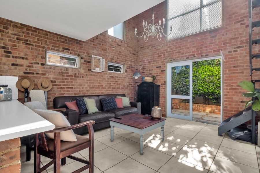 To Let 2 Bedroom Property for Rent in Greenside Gauteng