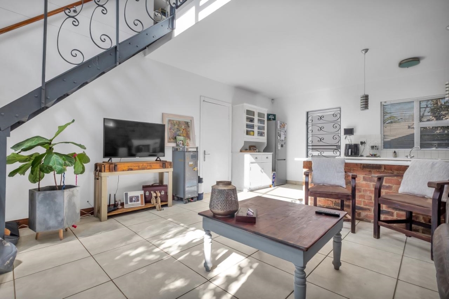 To Let 2 Bedroom Property for Rent in Greenside Gauteng