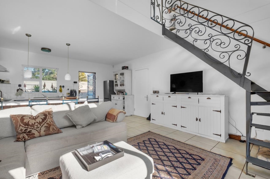 To Let 2 Bedroom Property for Rent in Greenside Gauteng