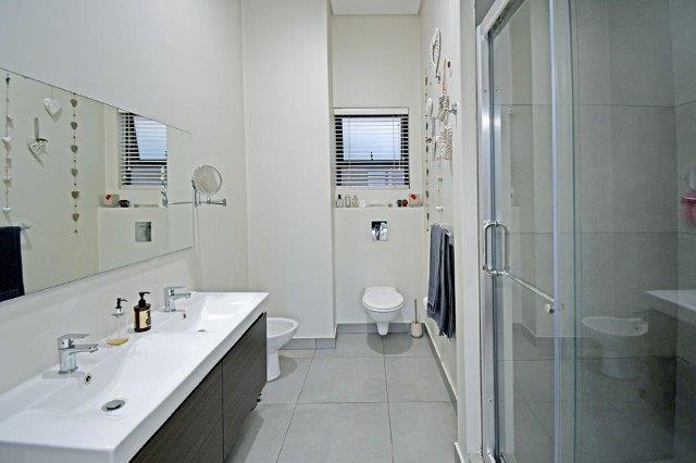 To Let 2 Bedroom Property for Rent in Bedfordview Gauteng