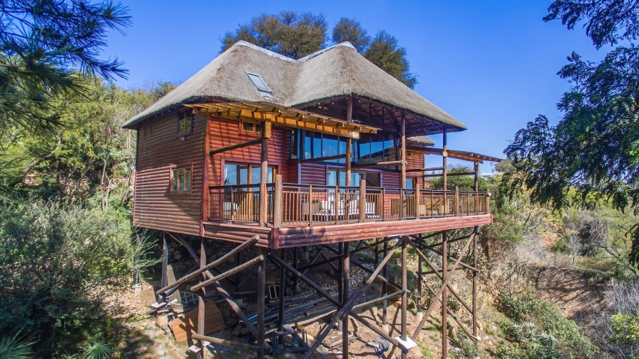 6 Bedroom Property for Sale in Kensington Gauteng