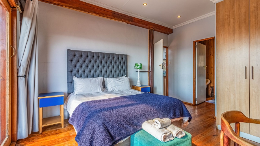 6 Bedroom Property for Sale in Kensington Gauteng