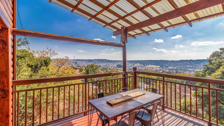 6 Bedroom Property for Sale in Kensington Gauteng