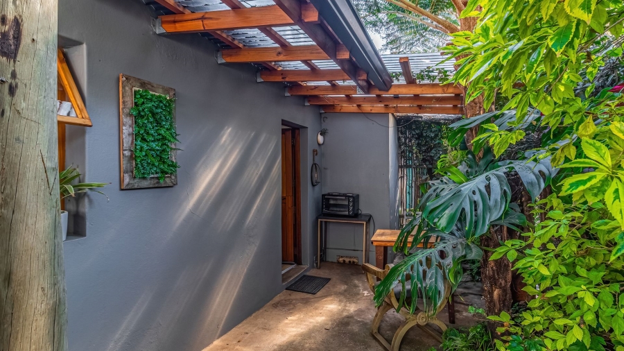 6 Bedroom Property for Sale in Kensington Gauteng