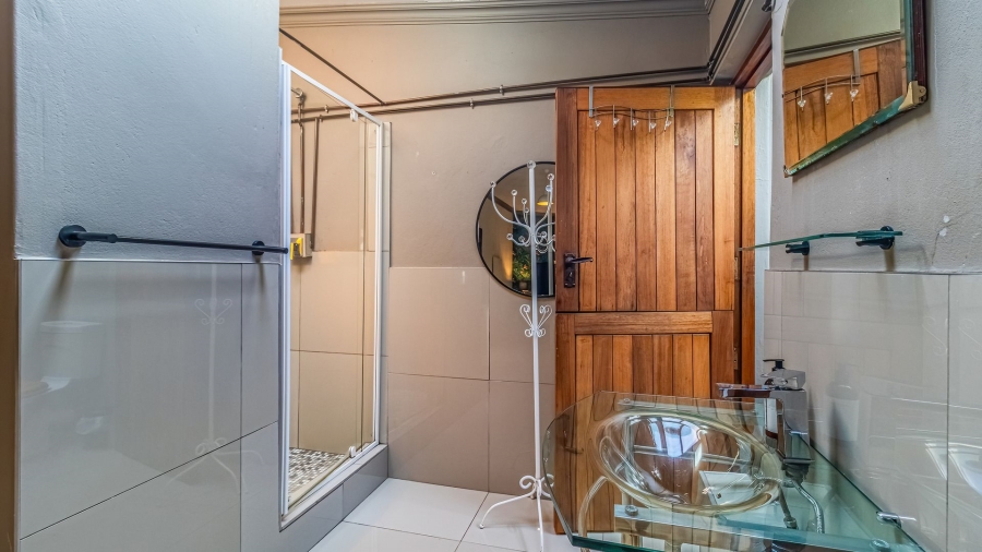 6 Bedroom Property for Sale in Kensington Gauteng