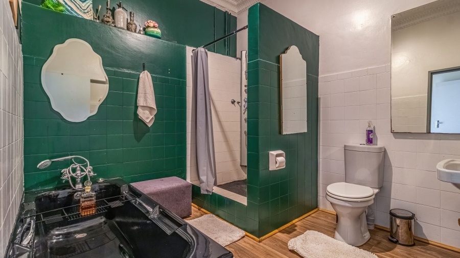 6 Bedroom Property for Sale in Kensington Gauteng