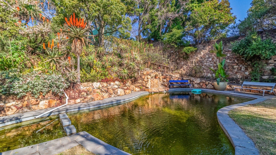 6 Bedroom Property for Sale in Kensington Gauteng