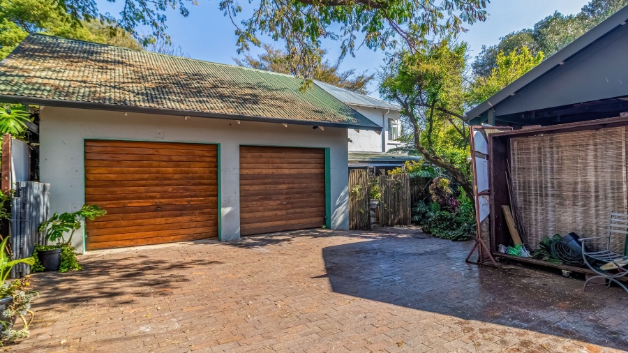 6 Bedroom Property for Sale in Kensington Gauteng