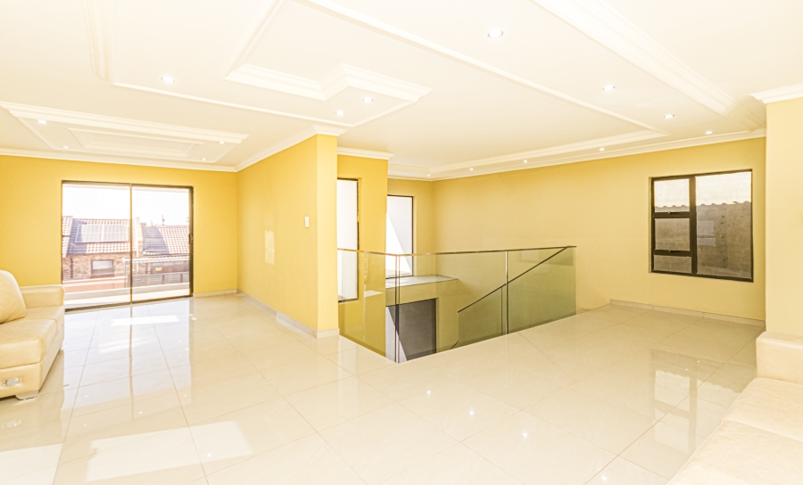 3 Bedroom Property for Sale in Kagiso Gauteng