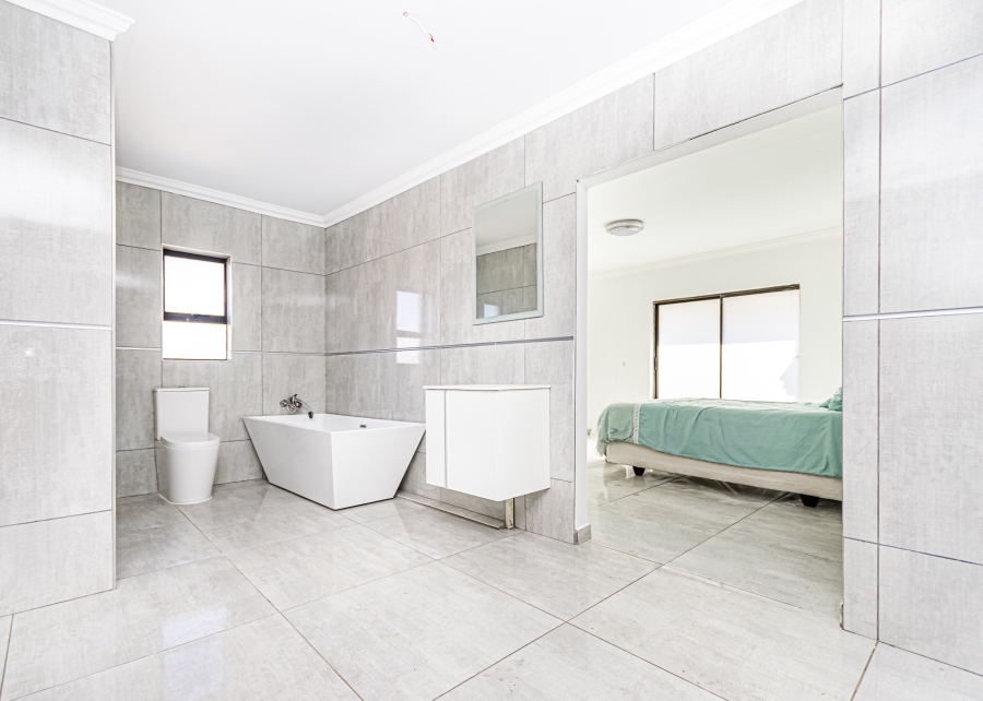 3 Bedroom Property for Sale in Kagiso Gauteng