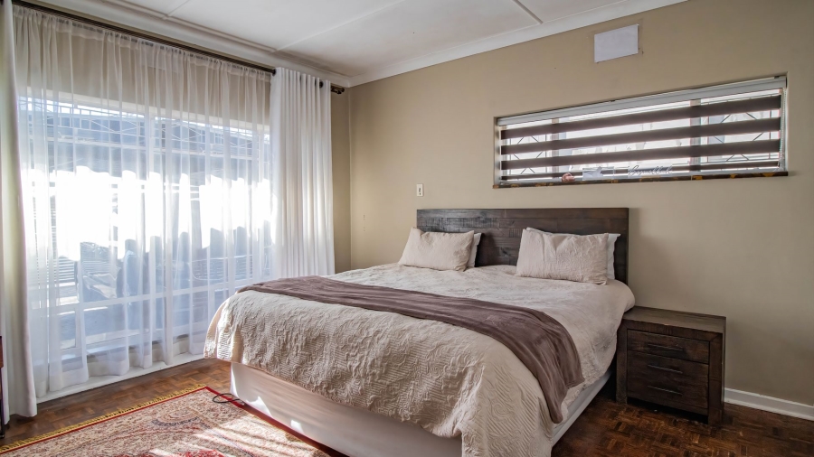 3 Bedroom Property for Sale in Ridgeway Gauteng