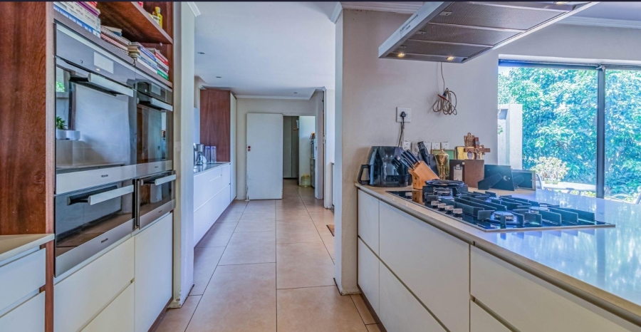 6 Bedroom Property for Sale in Morningside Gauteng