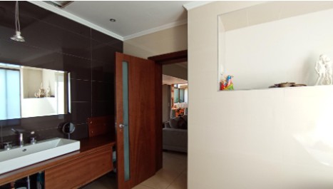 6 Bedroom Property for Sale in Morningside Gauteng