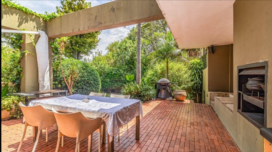 6 Bedroom Property for Sale in Morningside Gauteng
