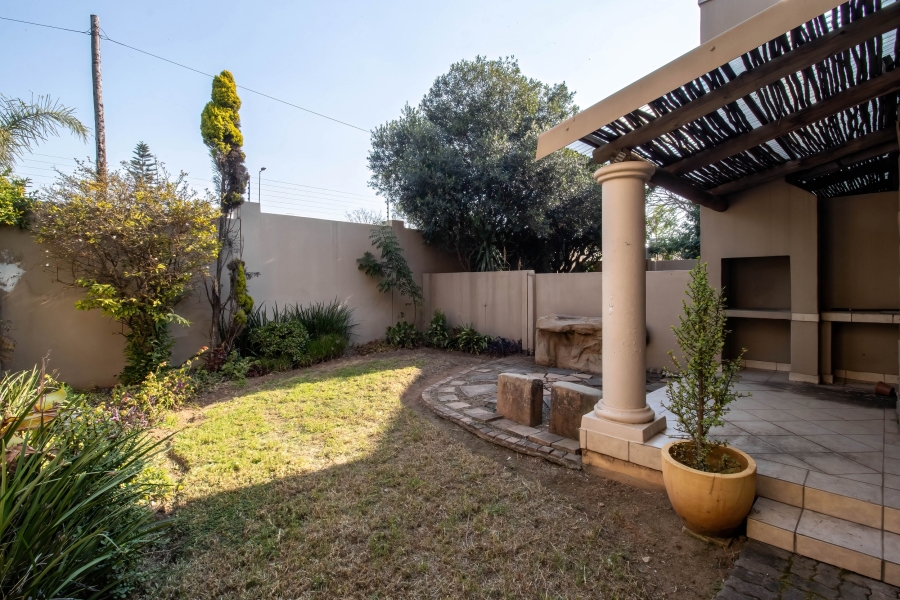 2 Bedroom Property for Sale in Noordhang Gauteng
