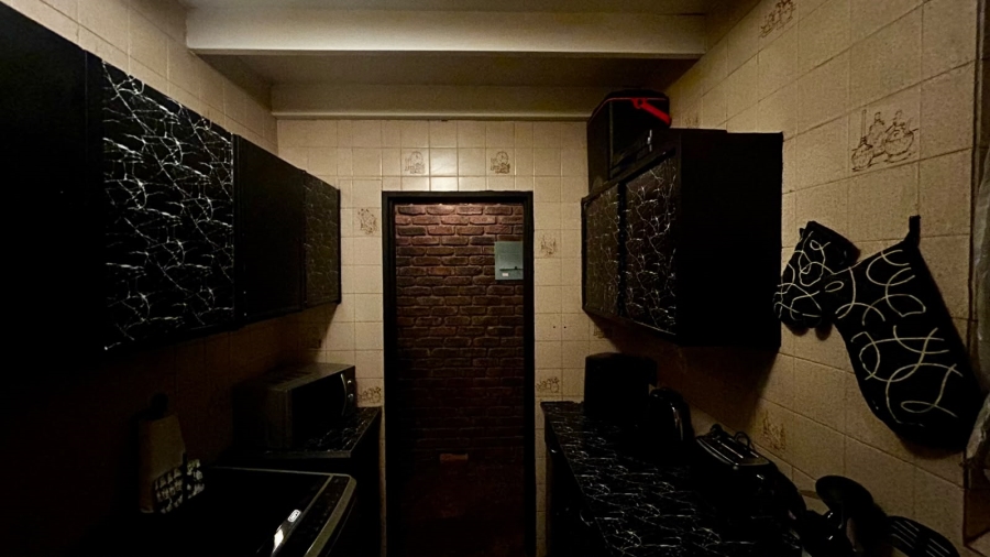 1 Bedroom Property for Sale in Waverley Gauteng